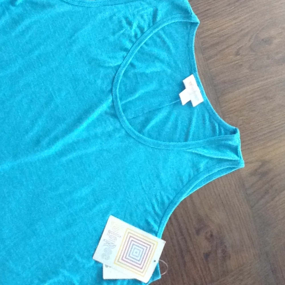 NWT LulaRoe Large Tank top